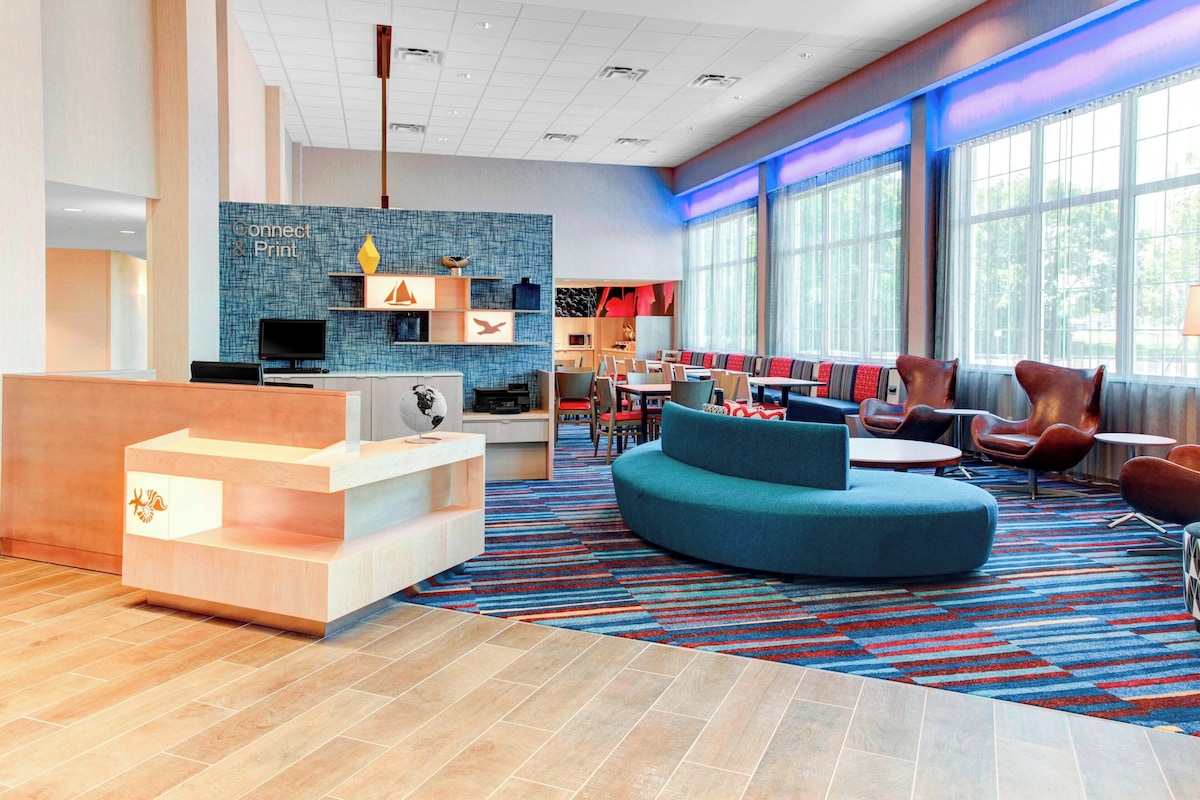 Fairfield by Marriott Inn & Suites Cape Cod Hyannis - Photo 1