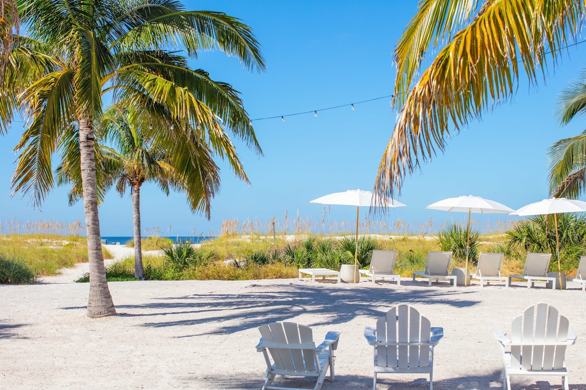 The Molloy - A Boutique Beach Resort - Photo 1