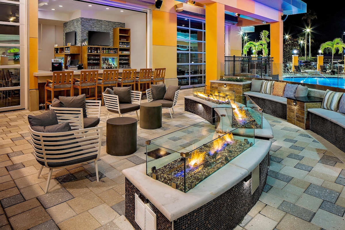 Hyatt House across from Universal Orlando Resort™ - Photo 1
