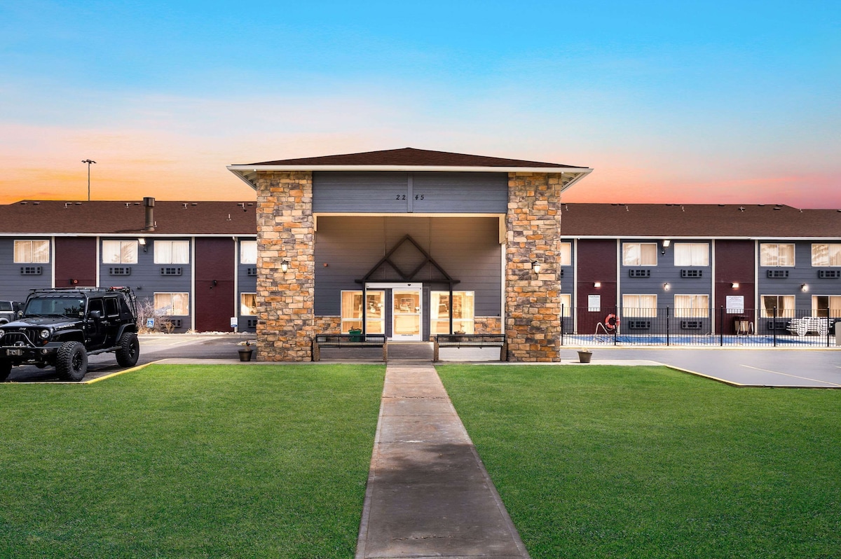Quality Inn Cheyenne I-25 South - Photo 1