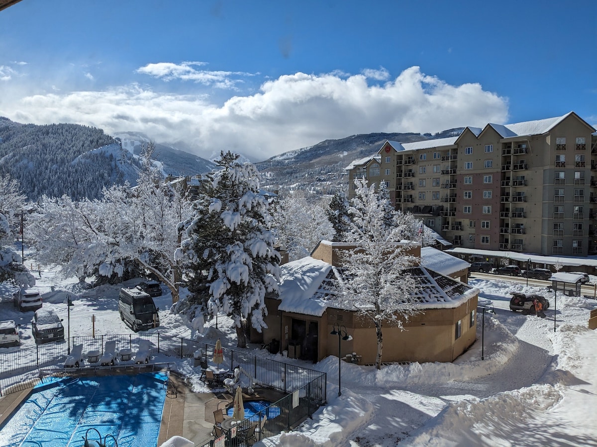 Comfort Inn Near Vail Beaver Creek - Photo 1