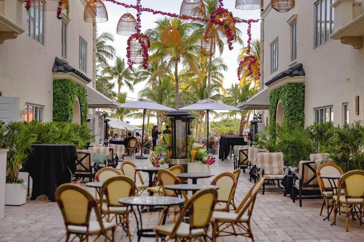 Hotel Ocean - Photo 1
