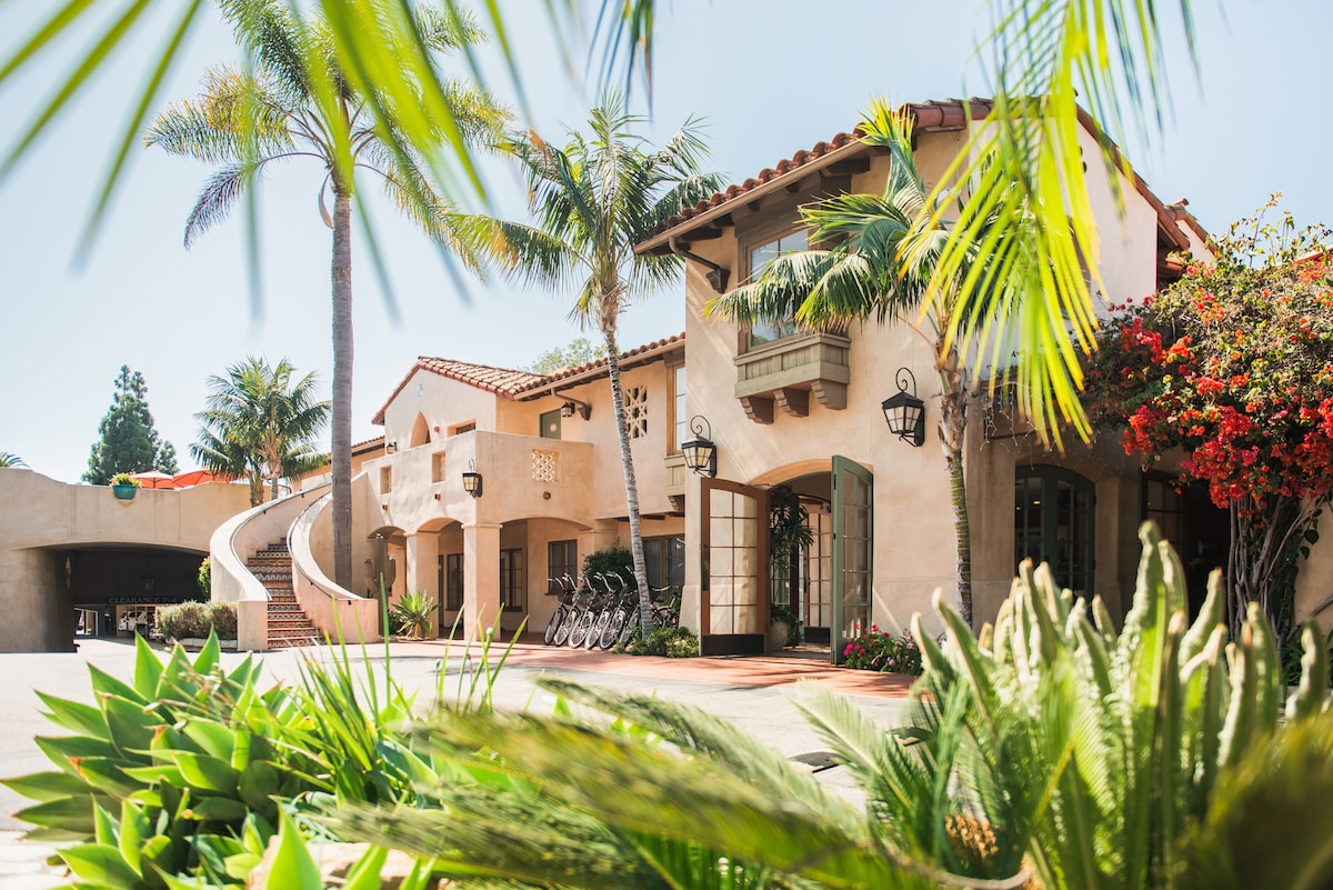 Brisas Del Mar, Inn at the Beach - Photo 1