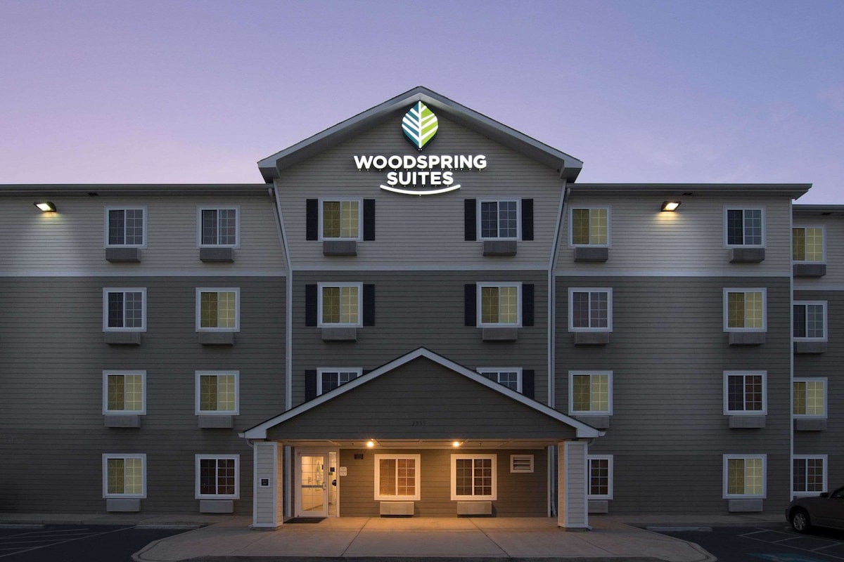 WoodSpring Suites Augusta Riverwatch - Photo 1