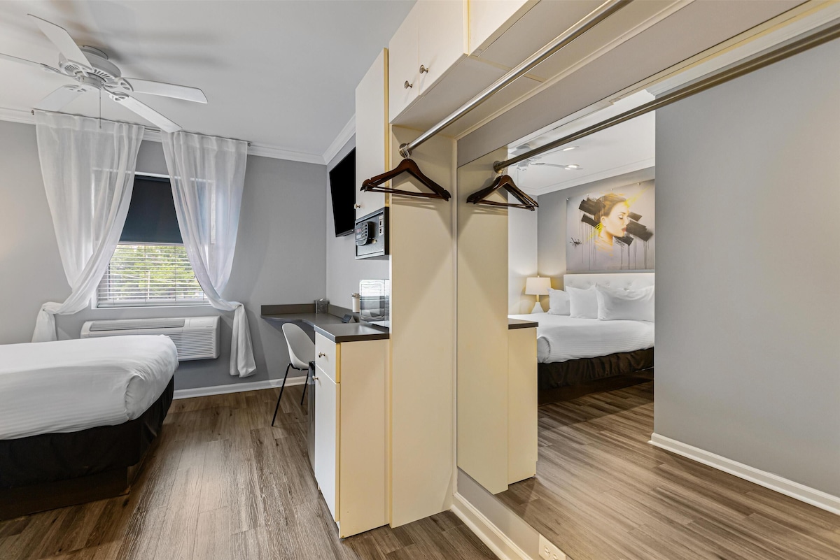 Hotel Chicago West Loop, Surestay Collection By Best Western - Photo 1