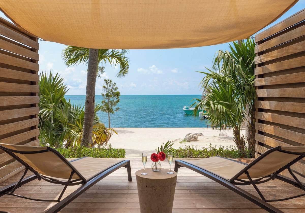 Amara Cay Resort - Photo 1