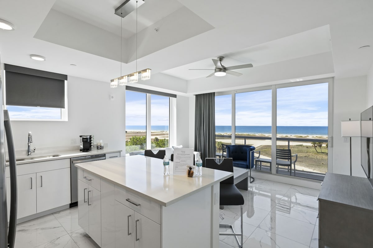 Ocean Club Treasure Island Hotel - Photo 1