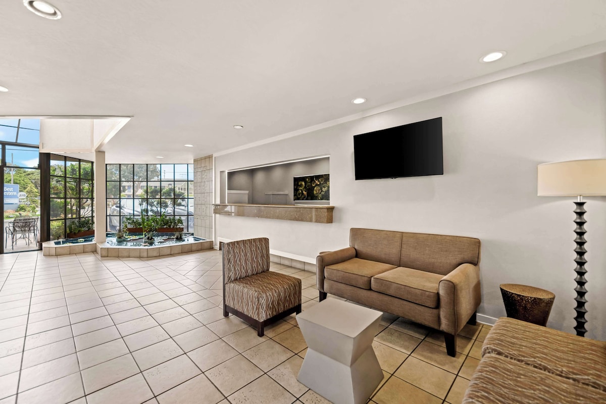 Best Western De Anza Inn - Photo 1