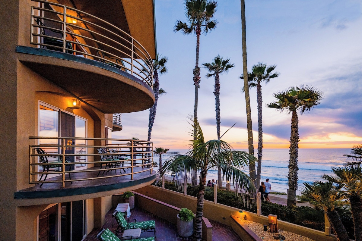 Pacific Terrace Hotel - Photo 1
