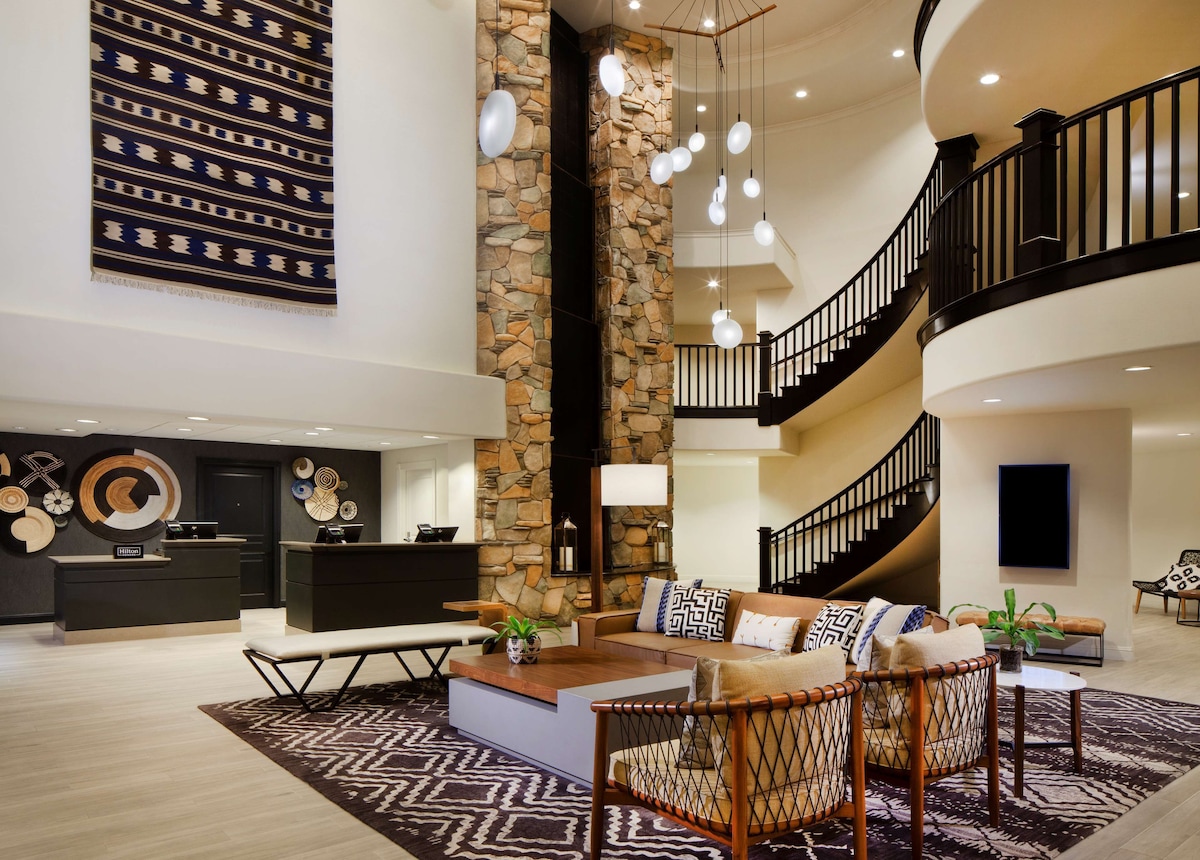 Hilton Santa Cruz/Scotts Valley - Photo 1