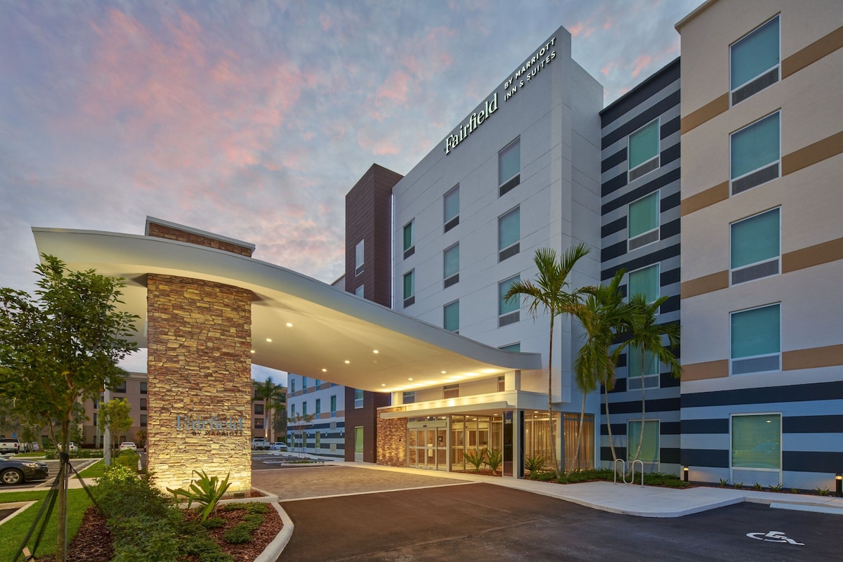Fairfield by Marriott Inn & Suites West Palm Beach - Photo 1