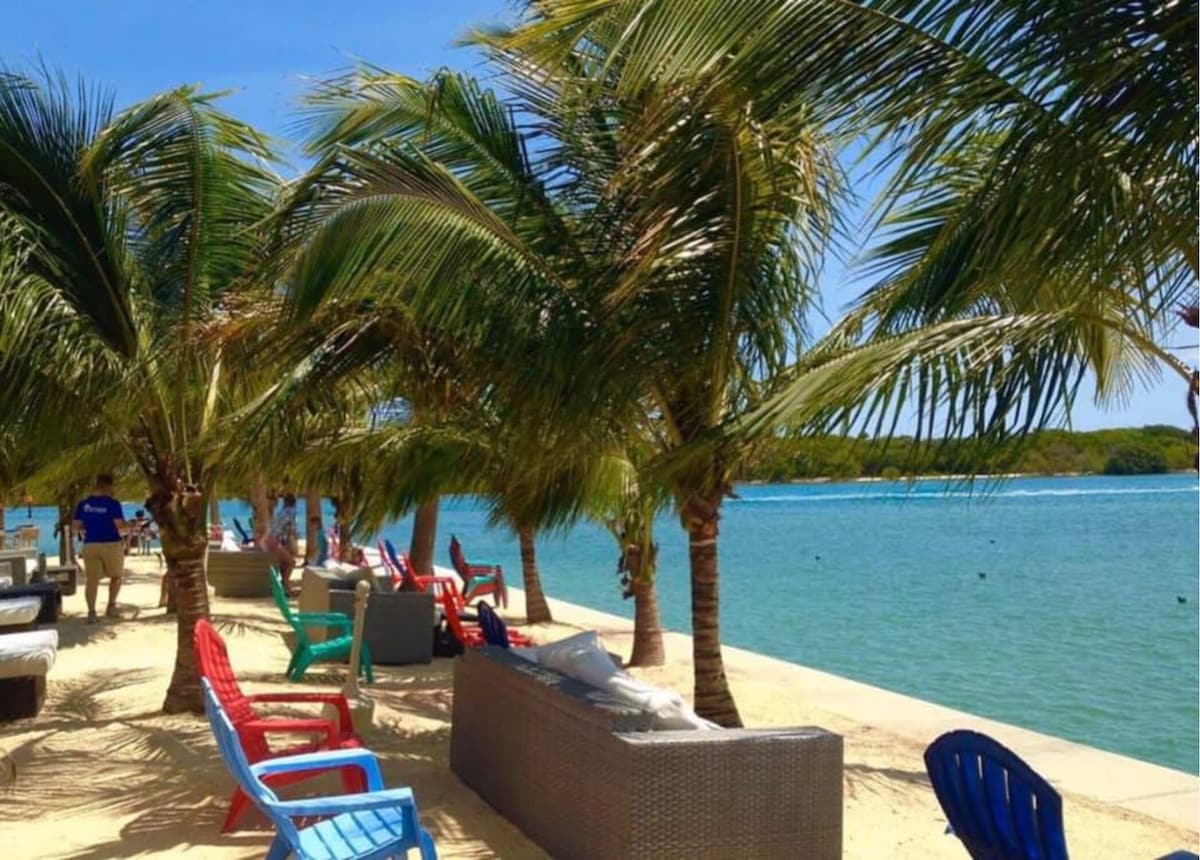 The Pointe Hotel - Photo 1