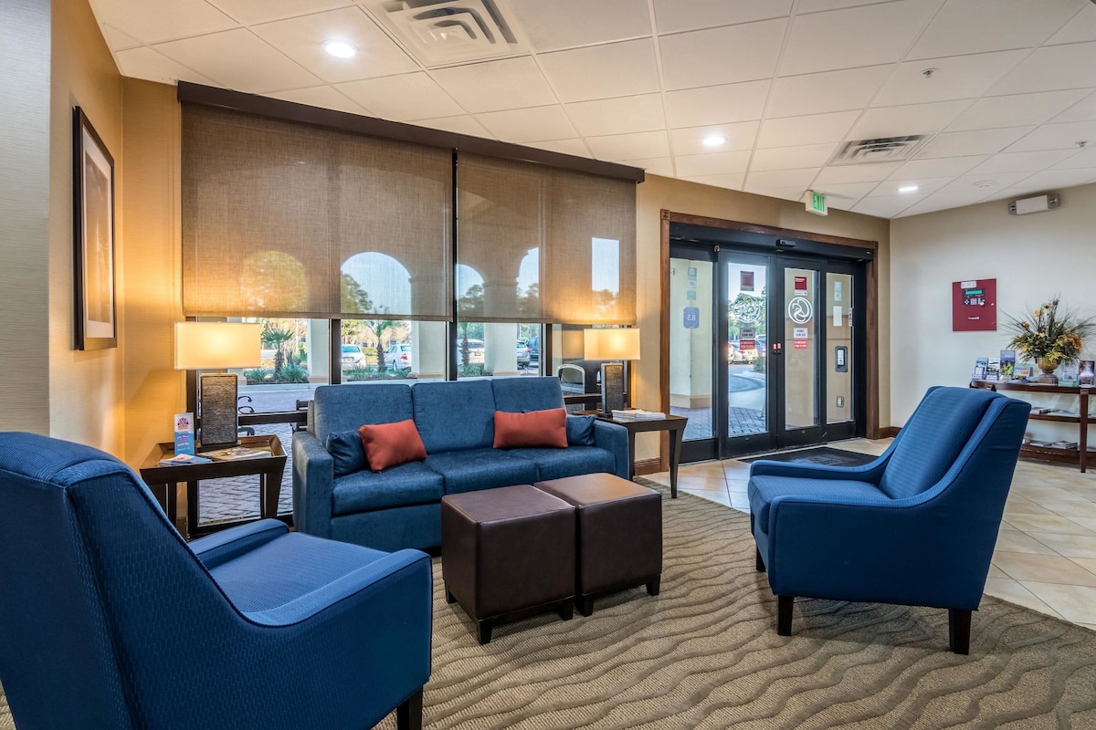 Comfort Suites Panama City Beach - Photo 1