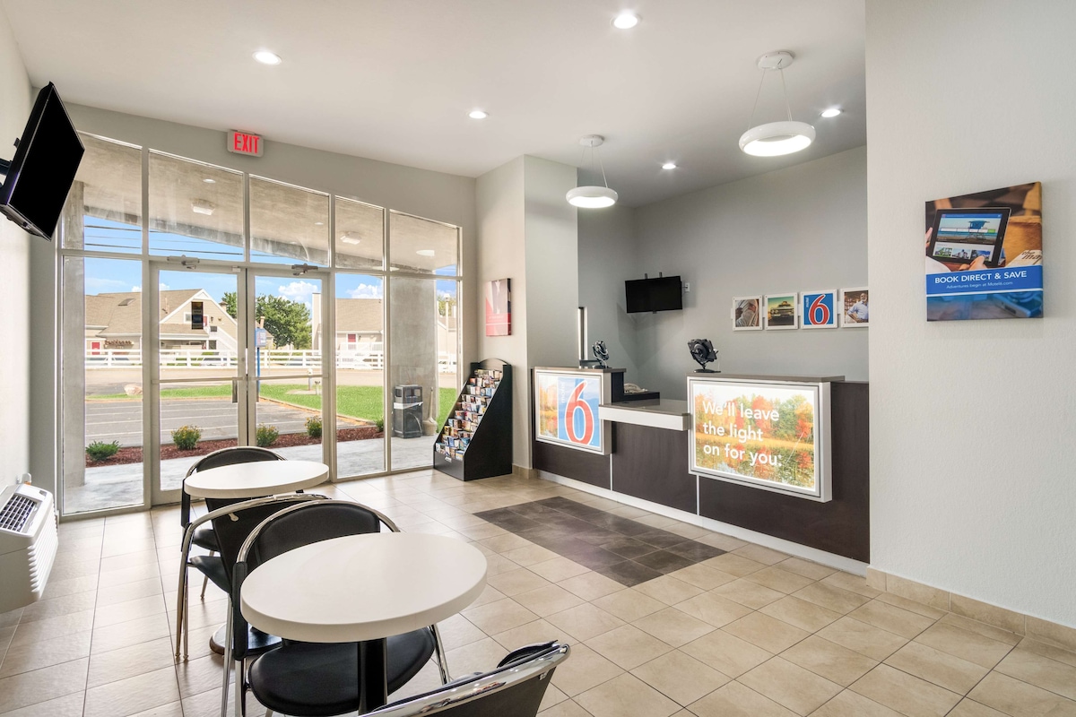 Motel 6 Lexington, KY - Airport - Photo 1