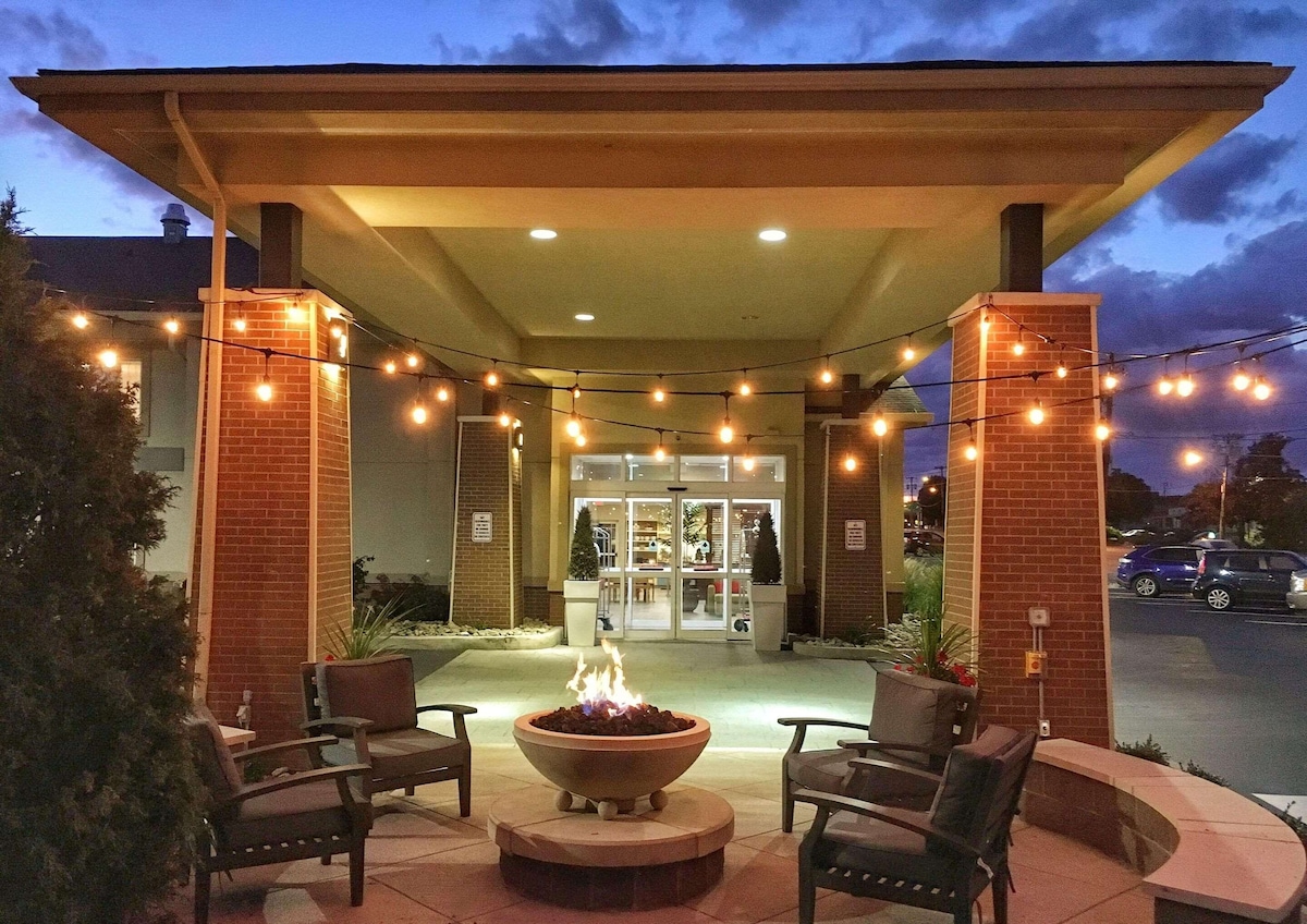 Country Inn & Suites by Radisson, Rochester-Pittsford/Brighton, NY - Photo 1
