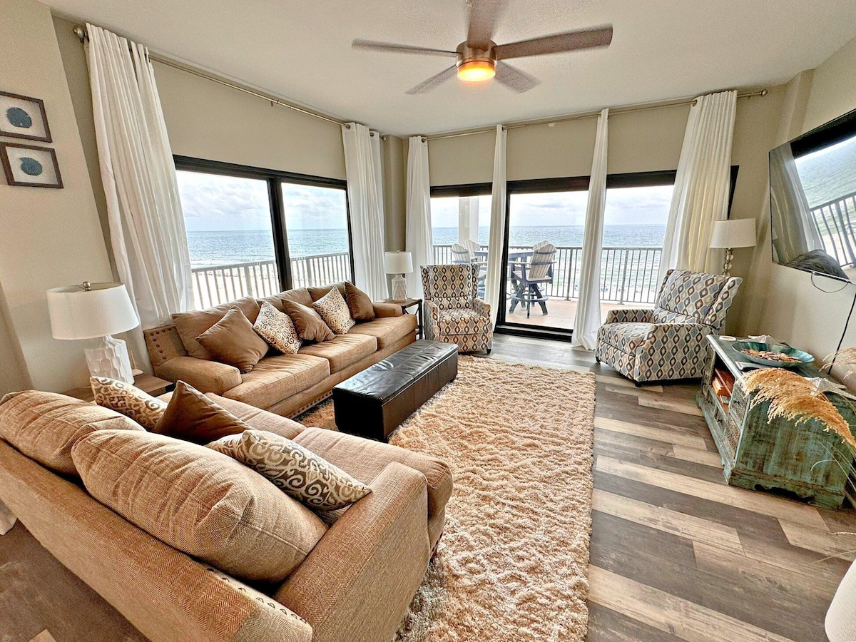 The Palms - Photo 1
