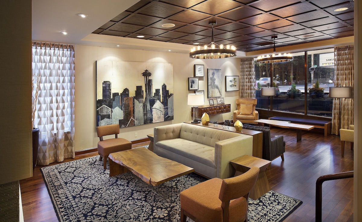 Warwick Seattle - Photo 1