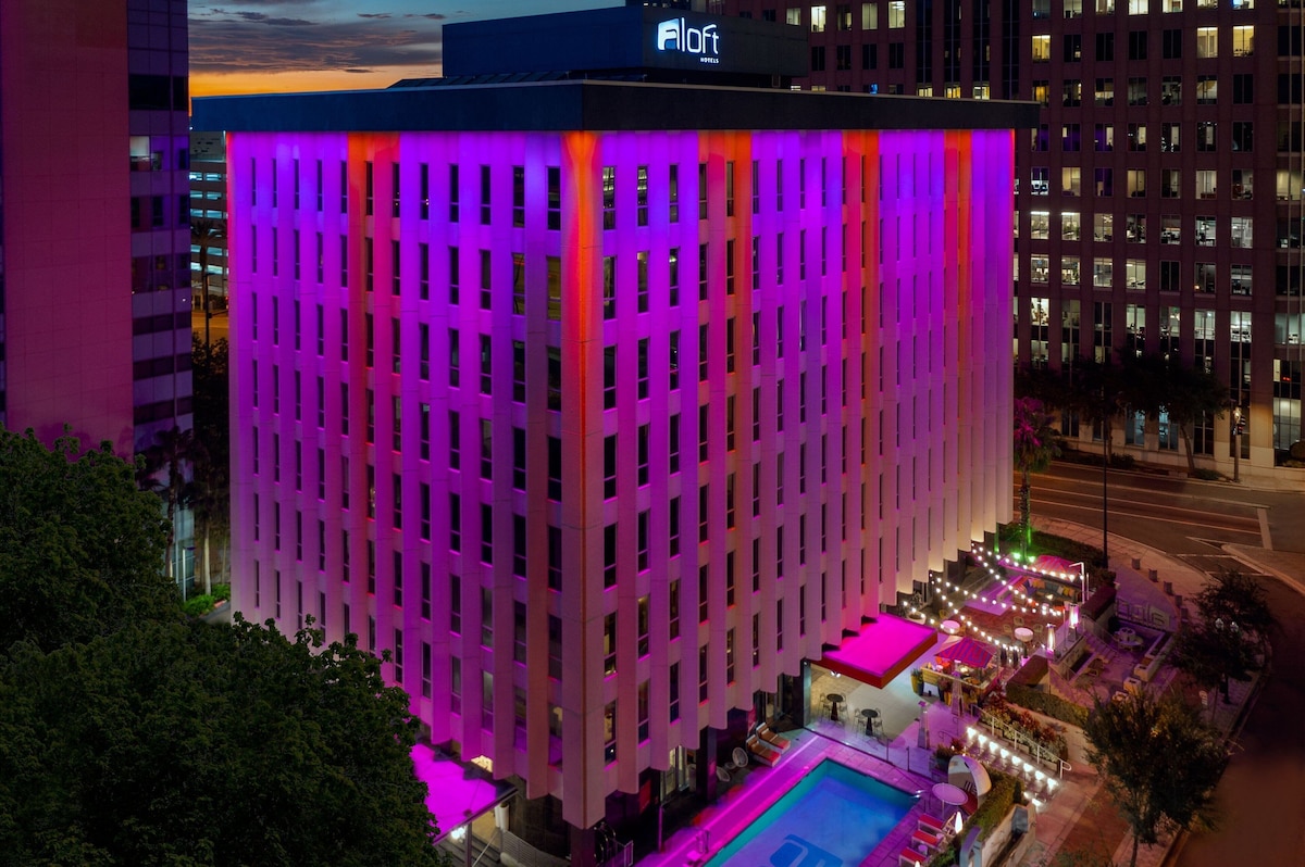 Aloft Orlando Downtown - Photo 1