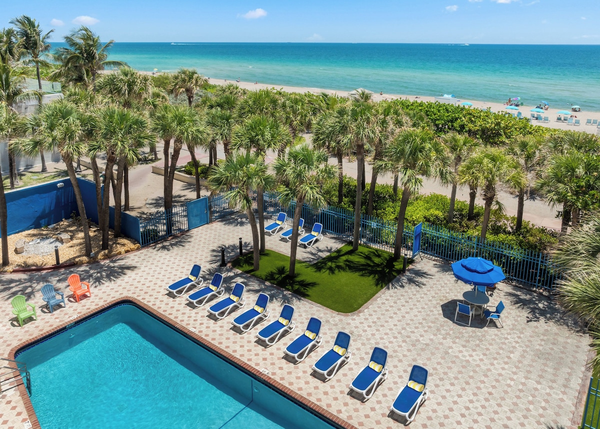 Crystal Beach Suites Miami Oceanfront Hotel - Photo 1