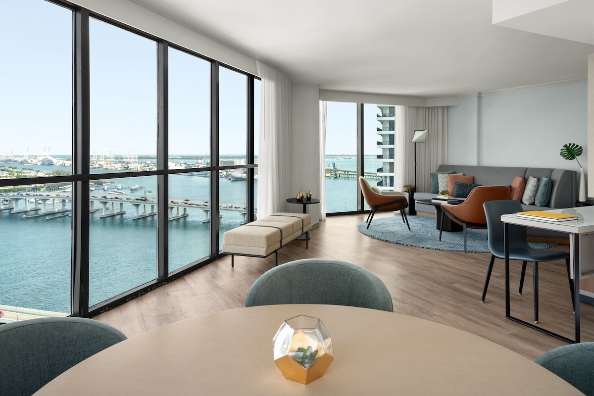 Miami Marriott Biscayne Bay - Photo 1