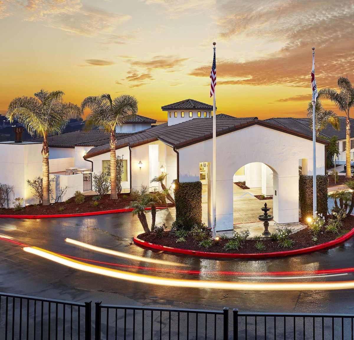 Hilton Garden Inn San Luis Obispo/Pismo Beach - Photo 1