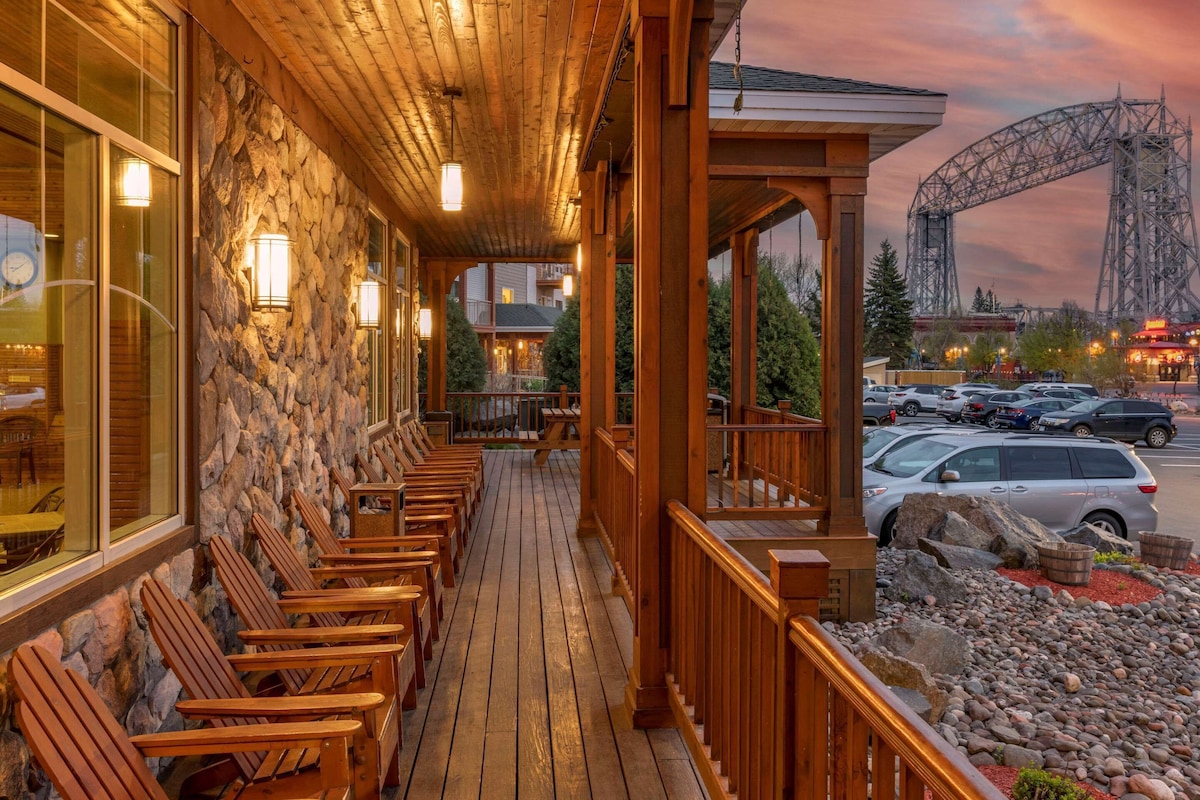 Lift Bridge Lodge, Ascend Hotel Collection - Photo 1