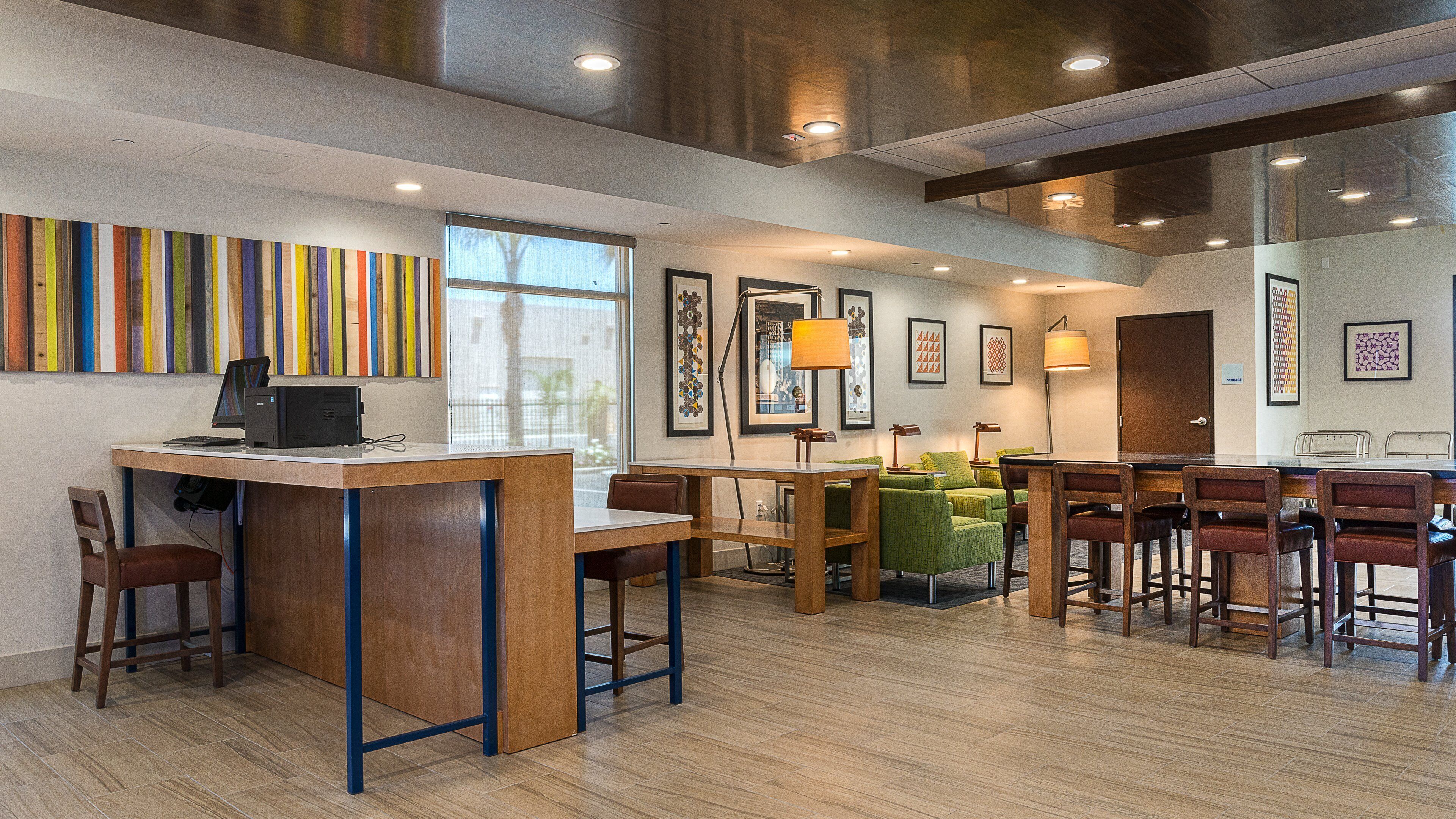 Holiday Inn Express Fullerton - Anaheim by IHG - Photo 1