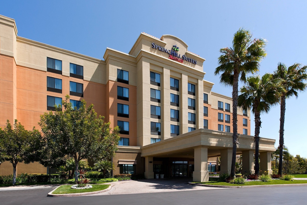 SpringHill Suites Los Angeles LAX/Manhattan Beach - Photo 1