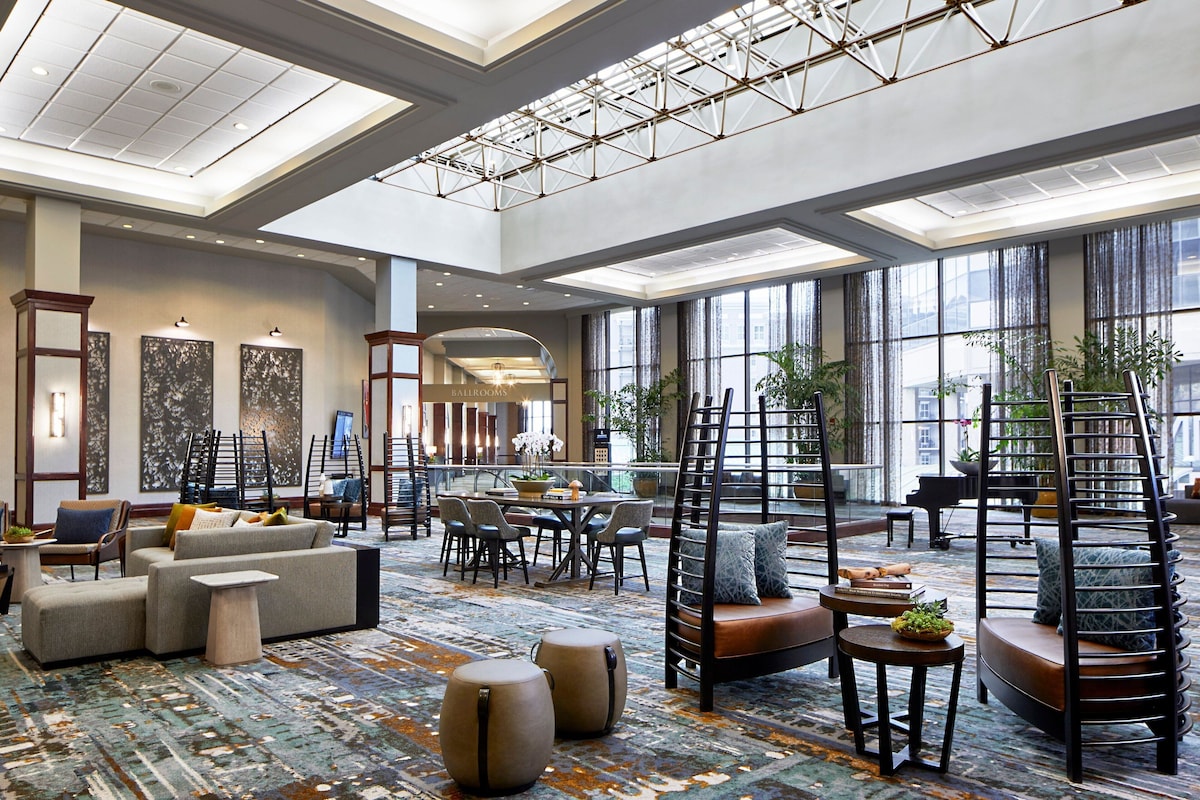 Renaissance Mobile Riverview Plaza Hotel - Photo 1