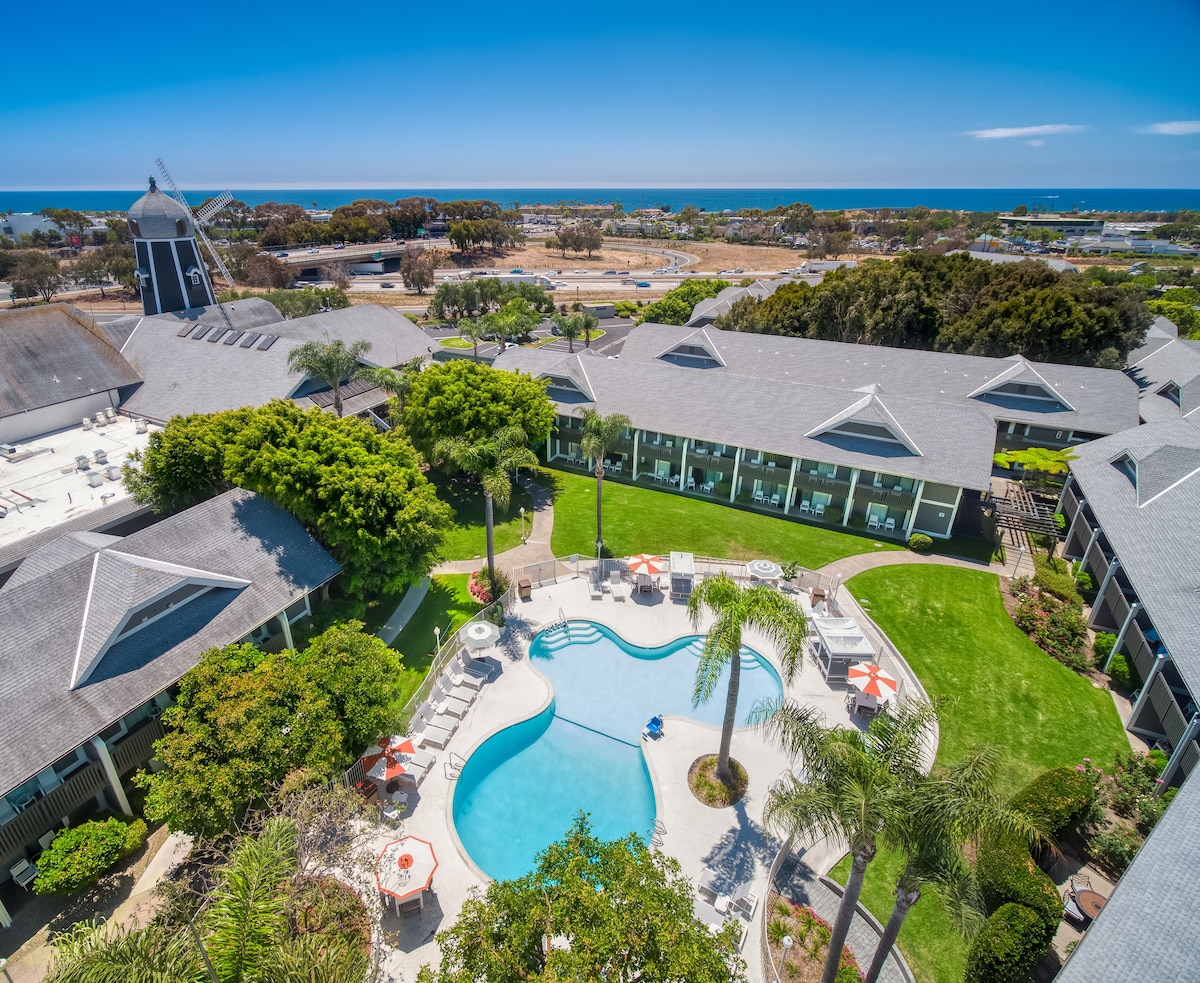 Carlsbad by the Sea Hotel - Photo 1