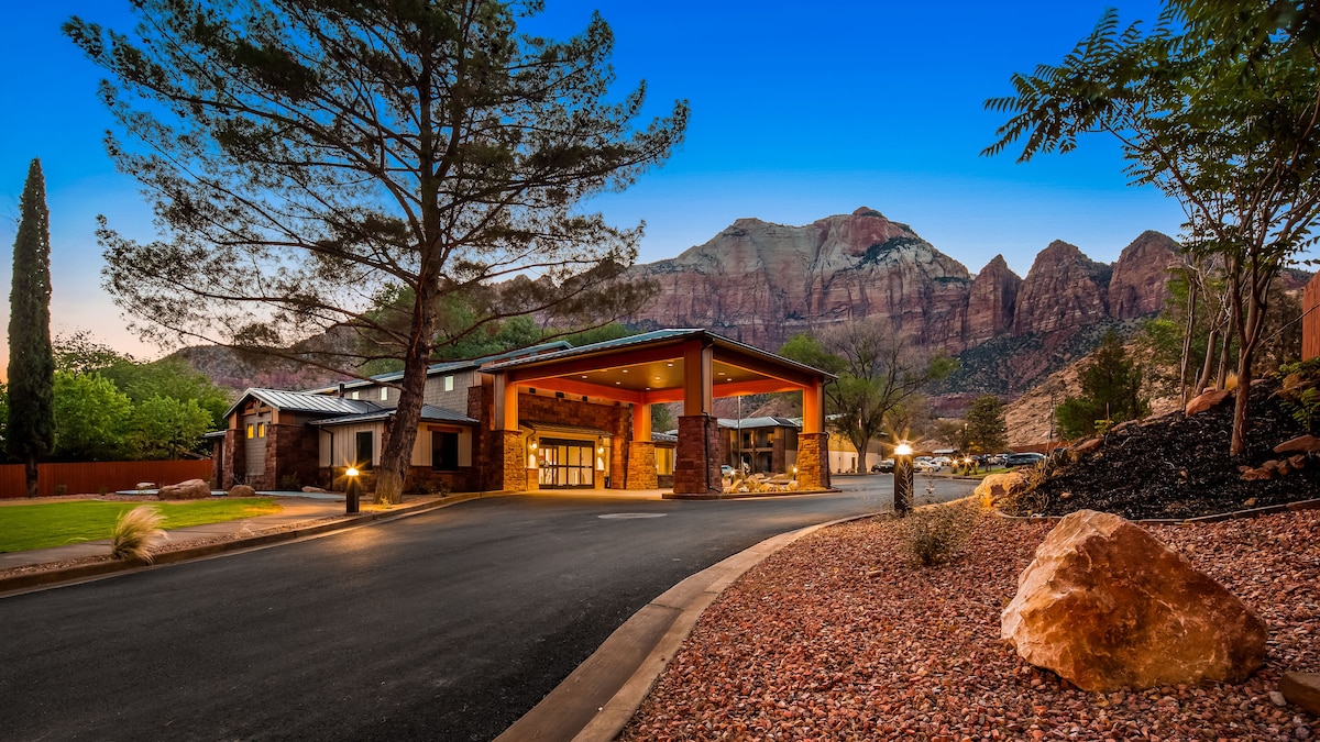Best Western Plus Zion Canyon Inn & Suites - Photo 1