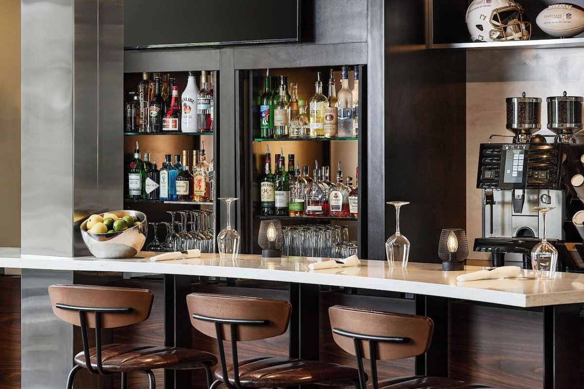 Courtyard by Marriott Boulder - Photo 1