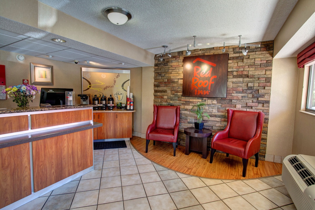 Red Roof Inn Pensacola - I-10 At Davis Highway - Photo 1
