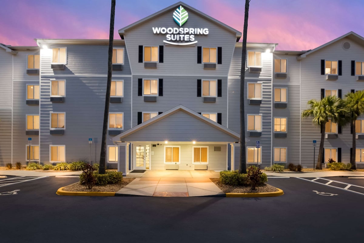 WoodSpring Suites Orlando North - Maitland - Photo 1