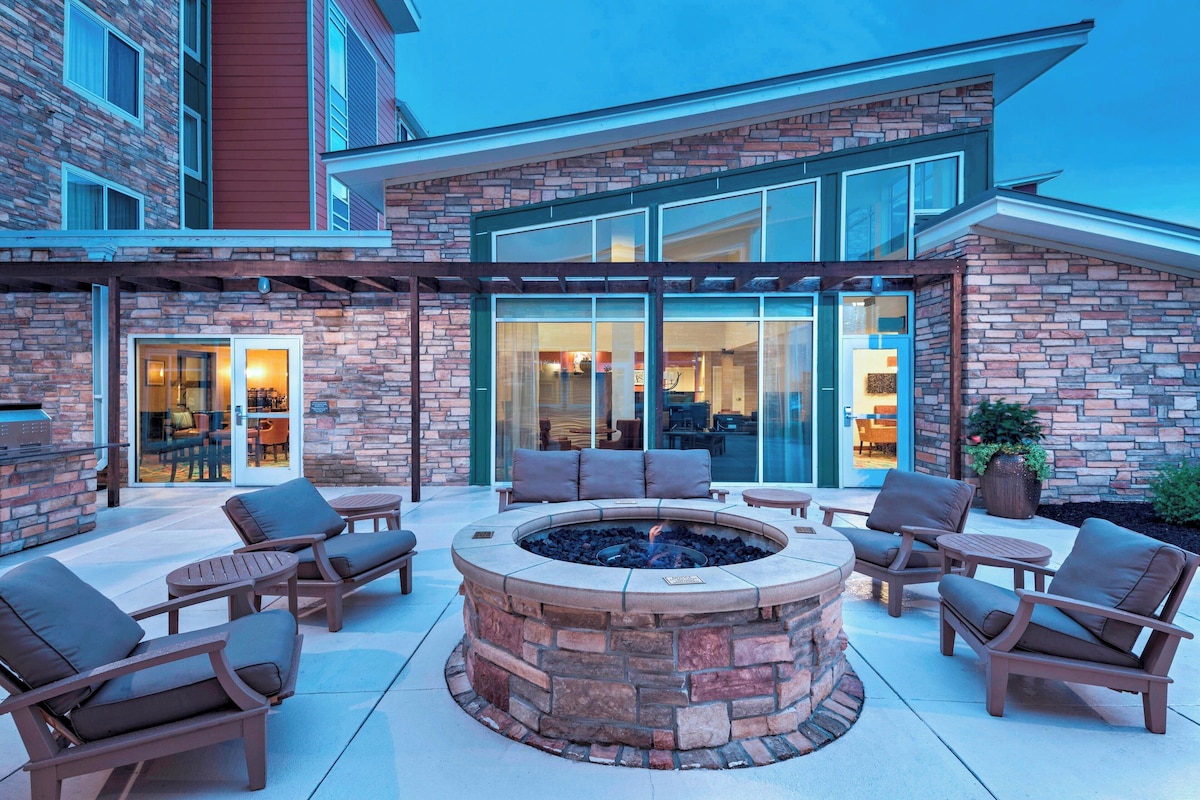 Residence Inn Omaha West - Photo 1