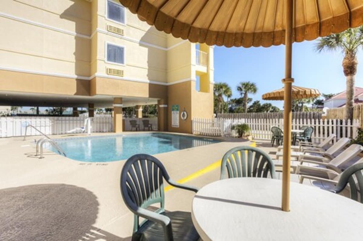 St. Augustine Island Inn - Photo 1