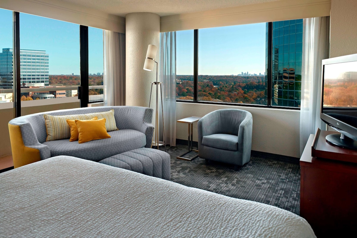 Sonesta Select Atlanta Cumberland Galleria Ballpark - Photo 1