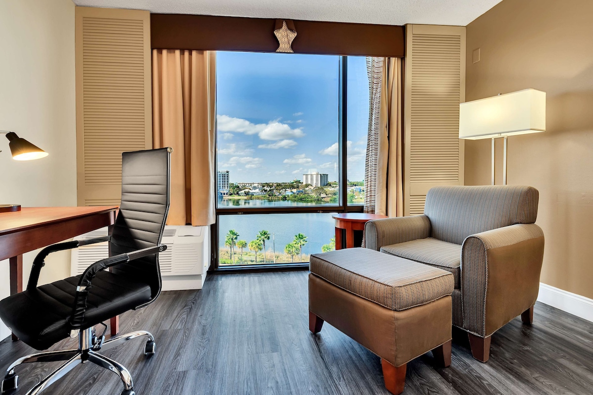 Best Western Orlando Gateway Hotel - Photo 1