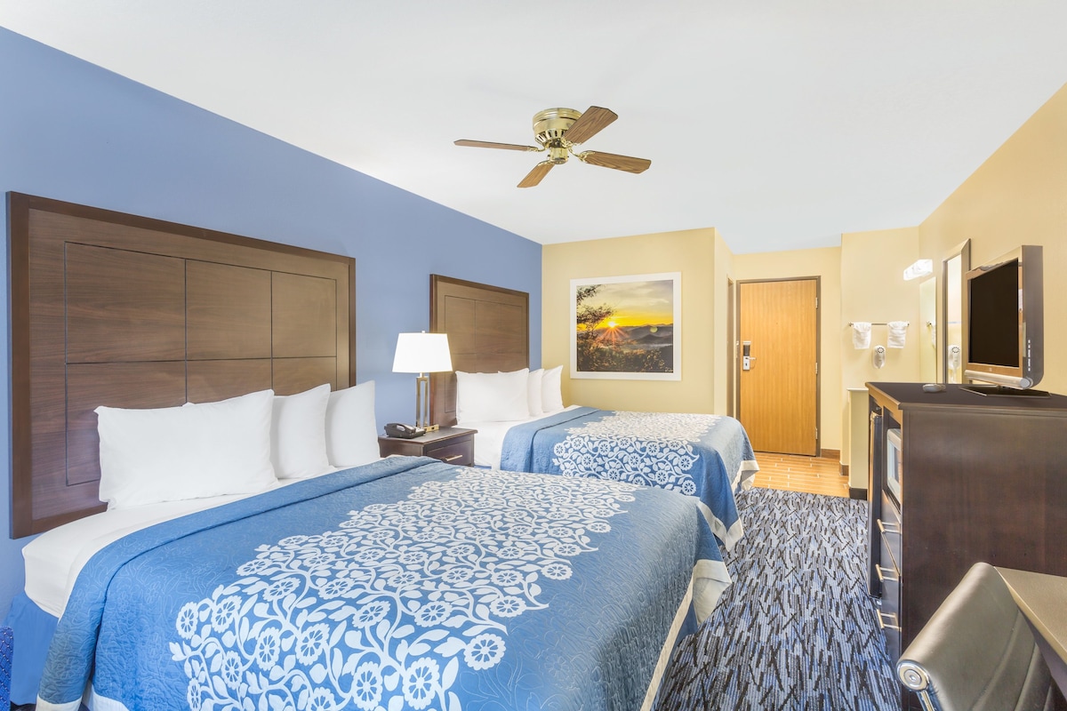 Days Inn by Wyndham Moab - Photo 1
