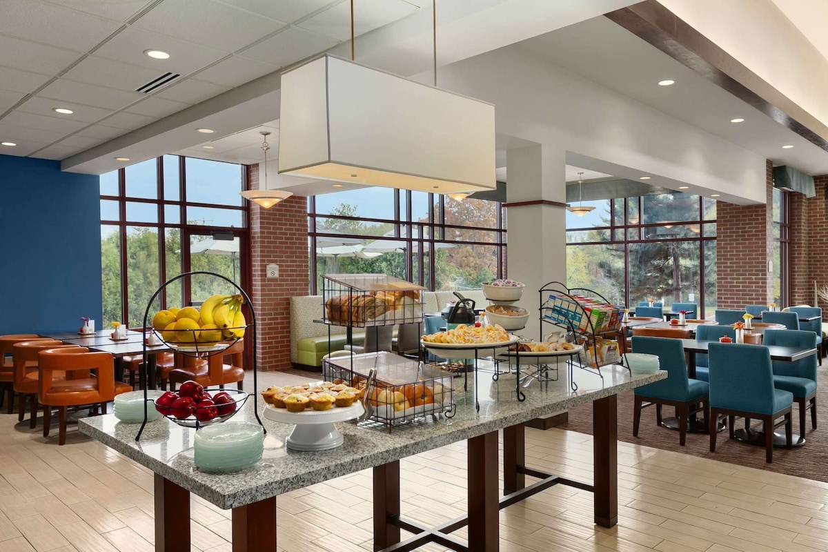 Hilton Garden Inn Wisconsin Dells - Photo 1
