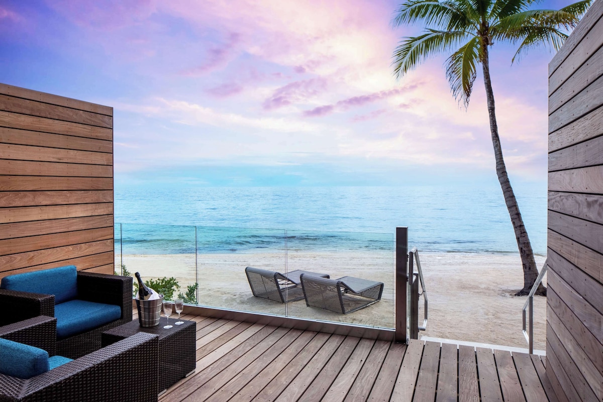 Casa Marina Key West, Curio Collection by Hilton - Photo 1