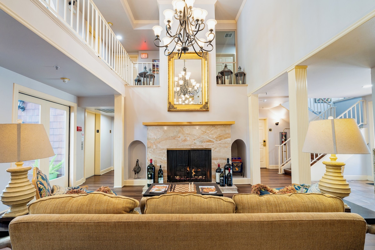 Elm House Inn - Photo 1