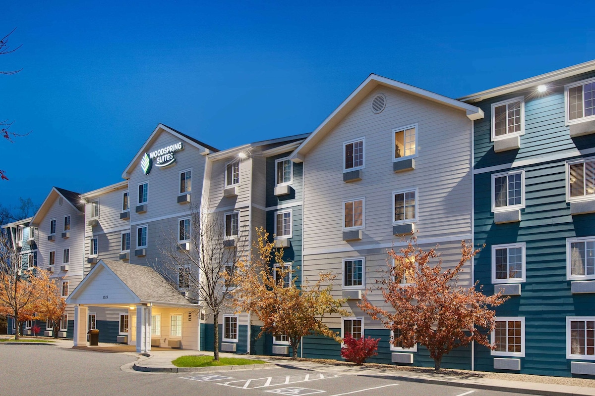 WoodSpring Suites Des Moines Pleasant Hill - Photo 1