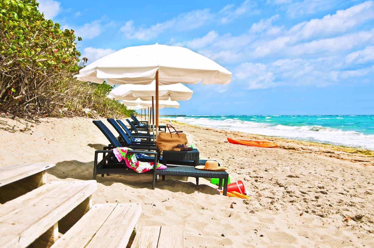 Jupiter Beach Resort & Spa - Photo 1
