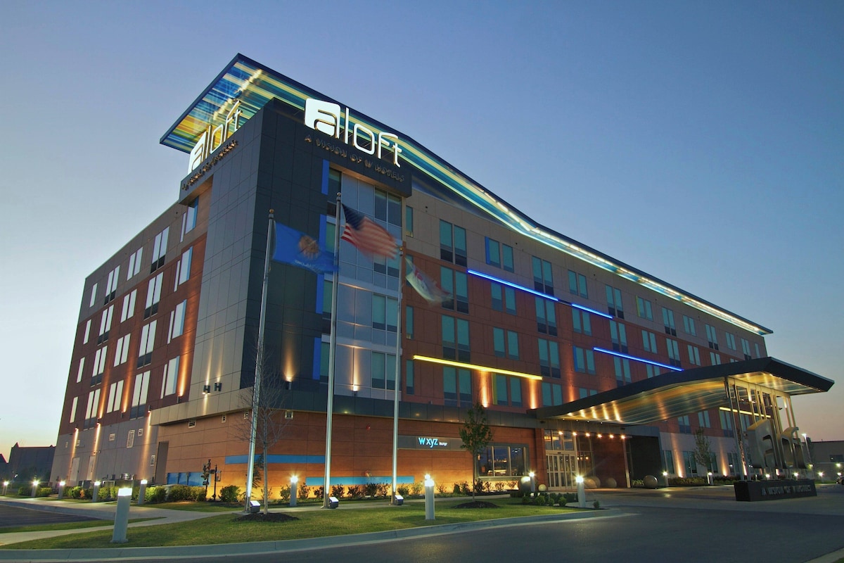 Aloft Tulsa - Photo 1