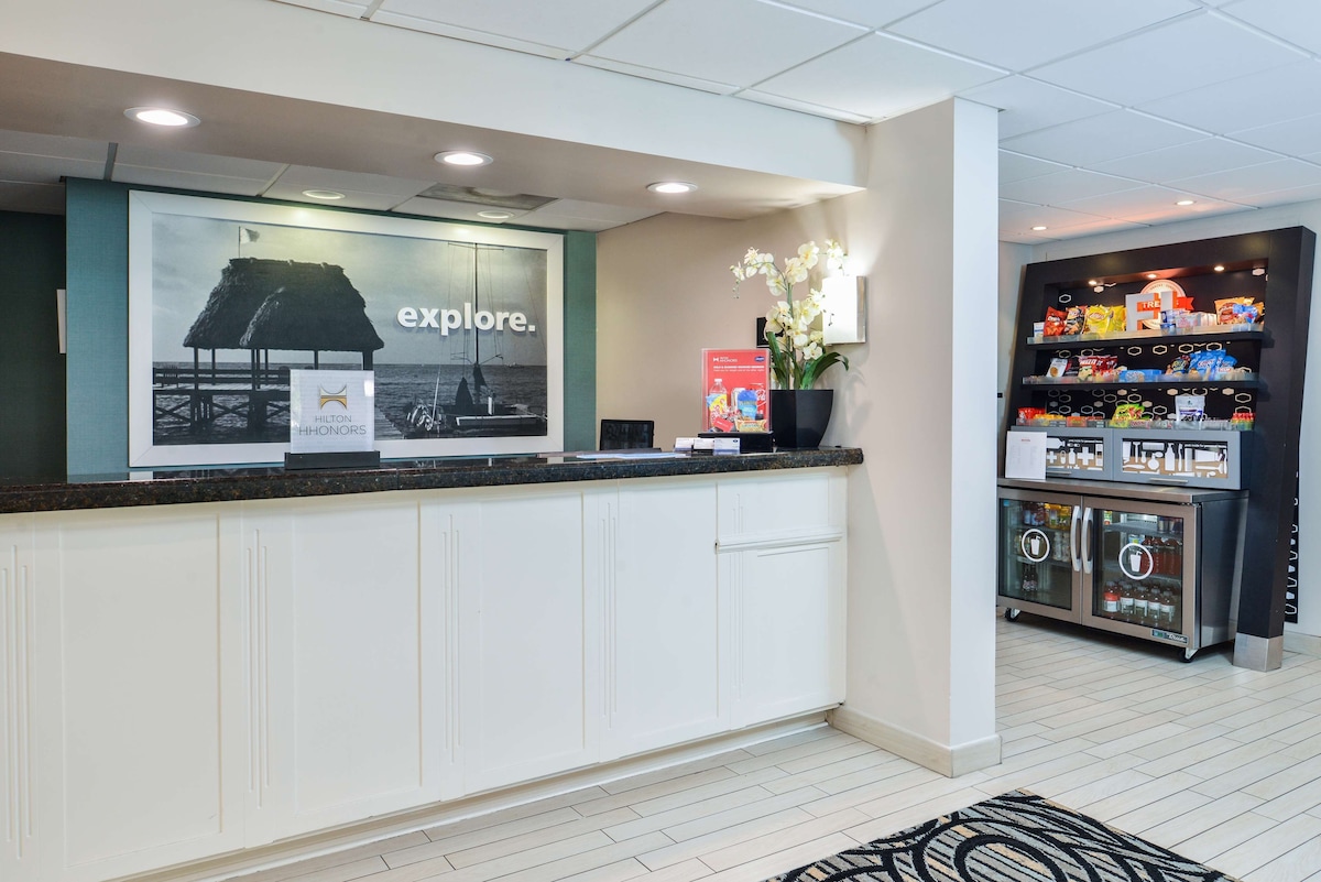 Hampton Inn Vero Beach - Photo 1