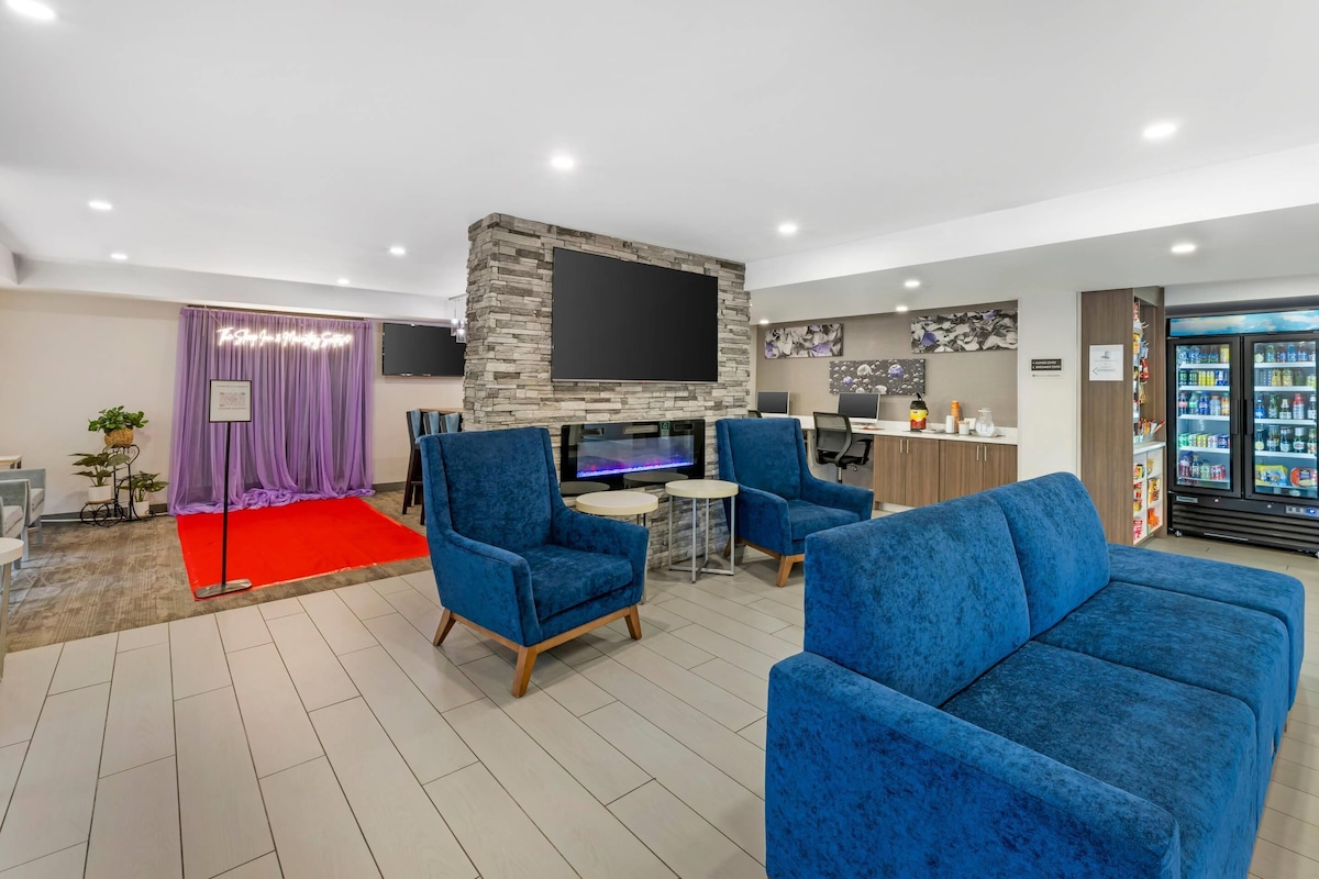 MainStay Suites Oakbrook Terrace - Chicago - Photo 1
