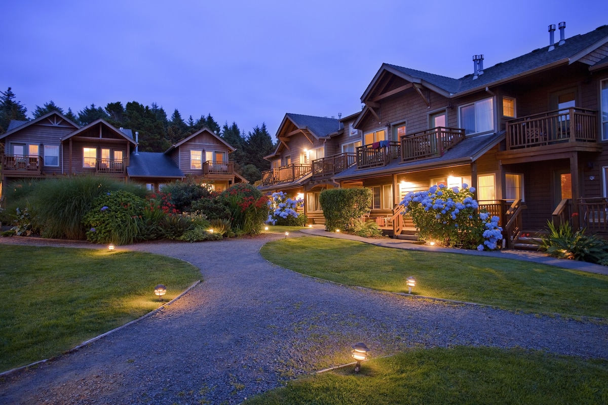 Inn at Cannon Beach - Photo 1