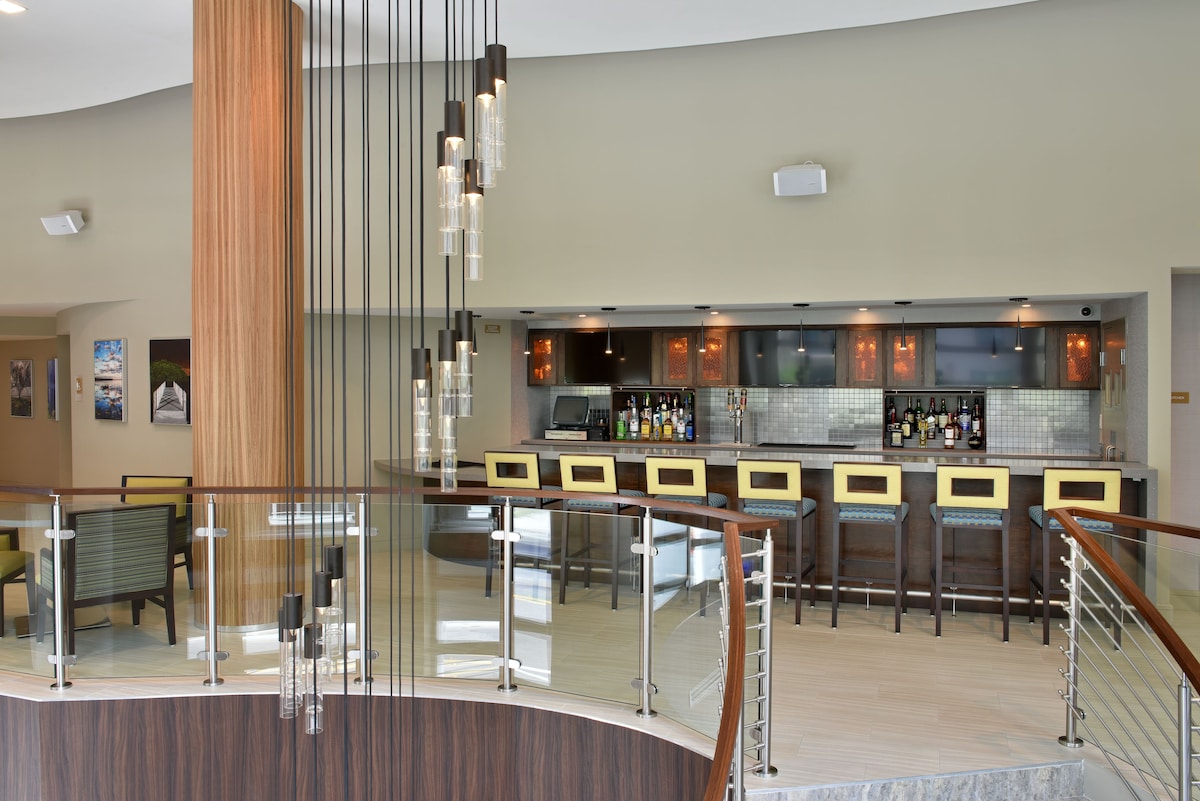 Four Points by Sheraton Coral Gables - Photo 1