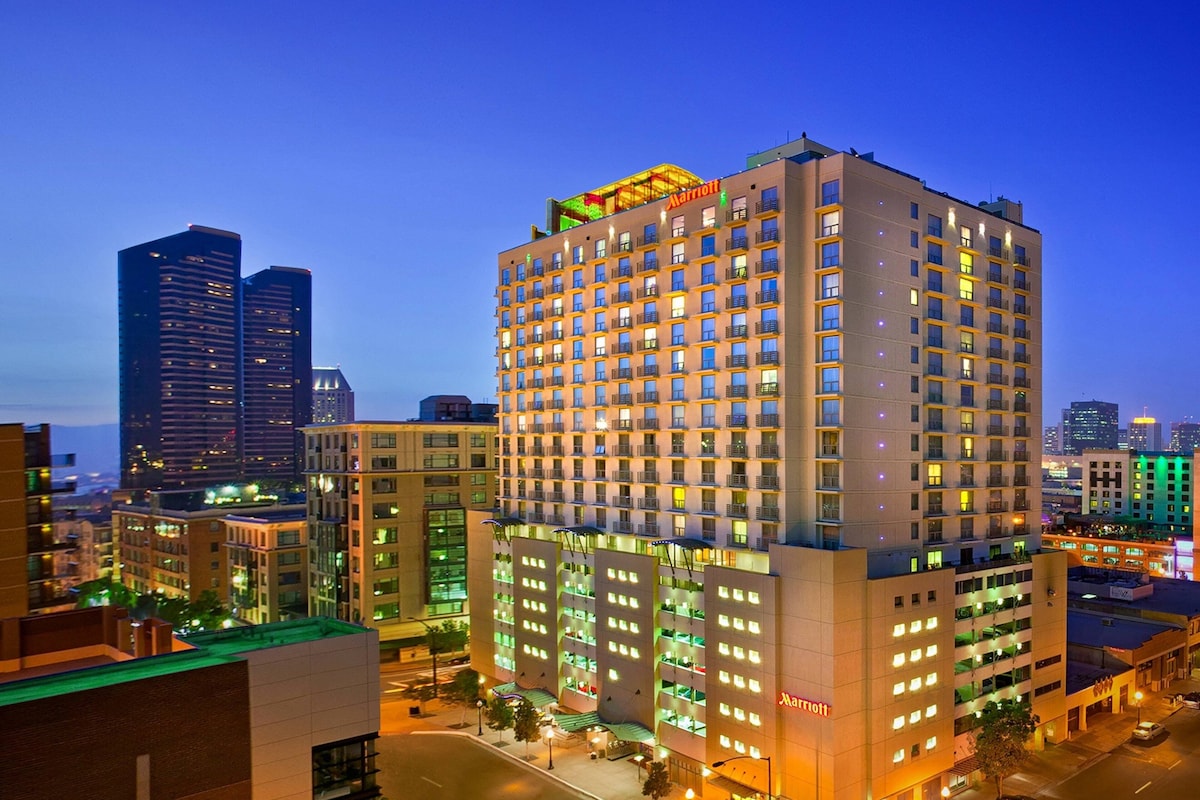 San Diego Marriott Gaslamp Quarter - Photo 1